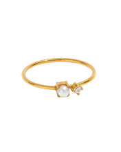 Load image into Gallery viewer, Pearl Solitaire Ring | 925 Sterling Silver
