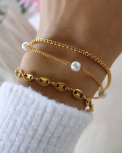 Load image into Gallery viewer, Baby Eloise Bracelet Gold
