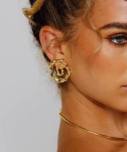 Load image into Gallery viewer, Squiggle Spiral Statement Gold Earrings | Stainless Steel Gold Plated
