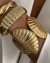 Load image into Gallery viewer, Gold Shell Bangle | Stainless Steel Gold Plated
