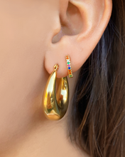 Load image into Gallery viewer, Sienna Gold Hoops  Earrings

